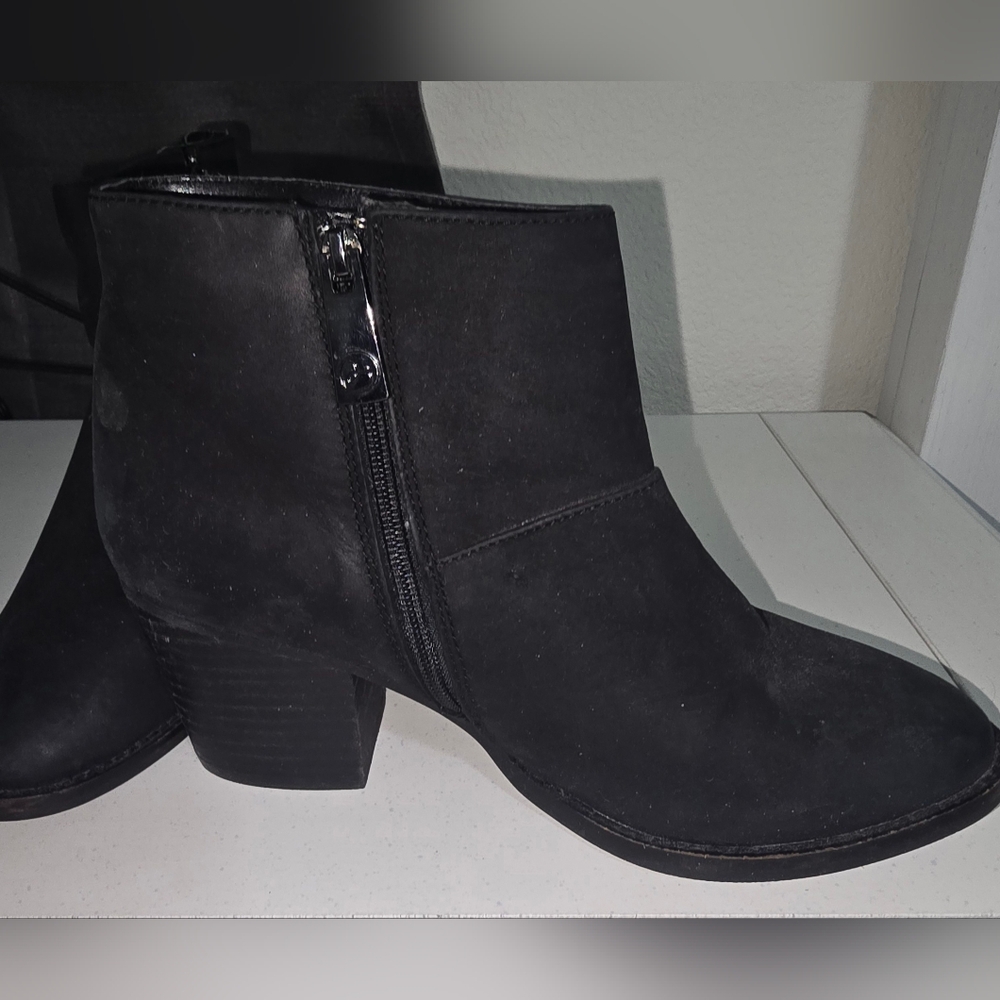 Blondo black boots size 6